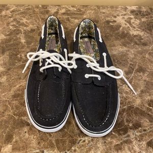 Daniel Green Boat Shoes Size 10
